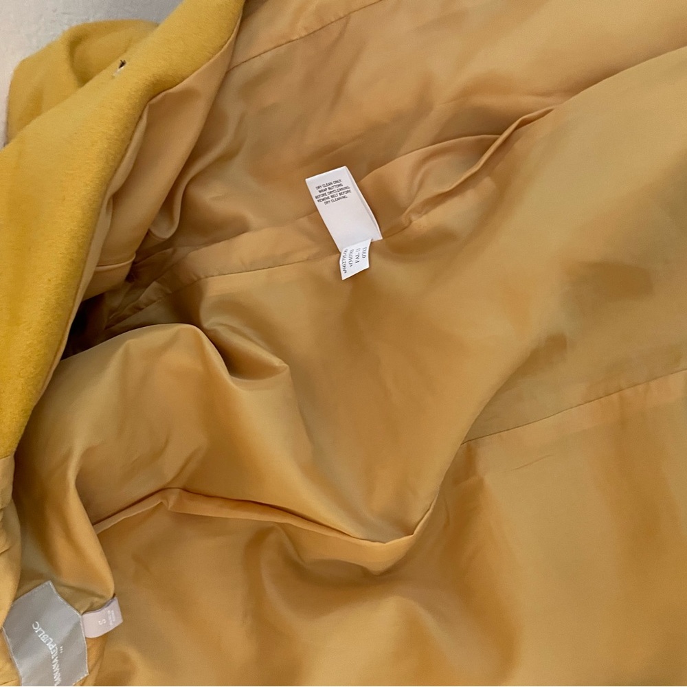 Banana Republic Yellow Trench Coat with Belt - Picture 9 of 14